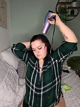 Saucy-Serenity online show from 02-22-26, 08:40