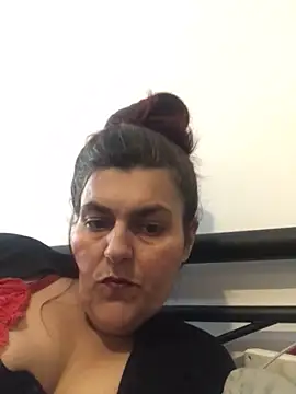 Curvy-Essex-Milf online show from 10-11-25, 03:43