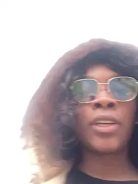 Nahomy gree online show from 03-14-25, 06:39