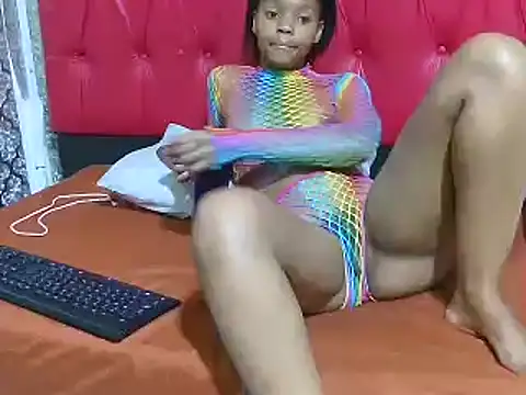 Snapshot of BondiBitch chatting on 03-10-25, 09:18 BondiBitch online show from 03-10-25, 09:18