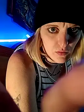 KITTYBOOBOOFUXX online show from 11-03-25, 06:25