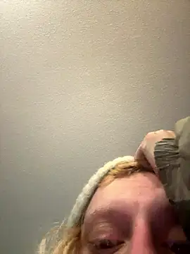 KITTYBOOBOOFUXX online show from 01-12-26, 02:33