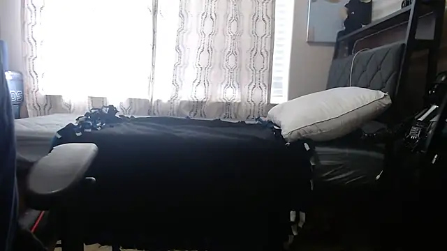 Snapshot of steez310 chatting on 02-03-26, 06:13 steez310 online show from 02-03-26, 06:13