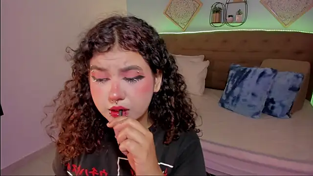  Lilly miller online show from 11-19-25, 06:52