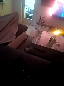 Berlin030000 online show from 03-06-25, 05:46