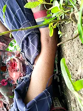 himvilohi08 online show from 09-24-25, 04:49