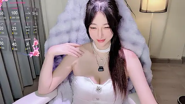 Snapshot of Audrey-12 chatting on 01-31-26, 07:11 Audrey-12 online show from 01-31-26, 07:11