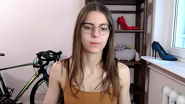 love megi online show from 12-20-25, 07:26