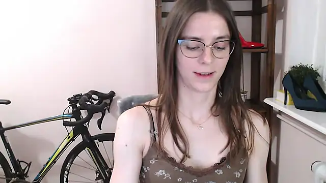 love megi online show from 03-01-26, 07:49