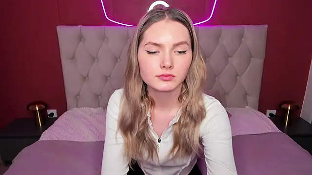 EvelineAmore online show from 03-19-25, 02:13