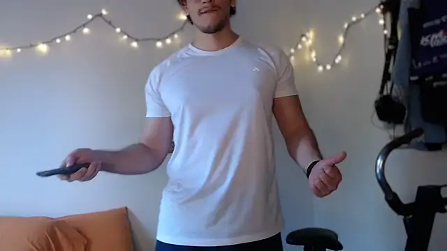 Snapshot of chicoinhibido chatting on 12-15-25, 08:46 chicoinhibido online show from 12-15-25, 08:46