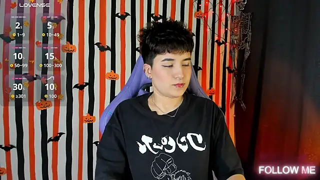 emma cute7 online show from 10-16-25, 02:45