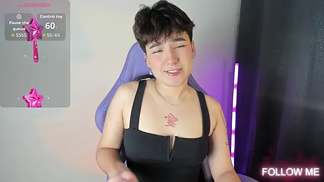 emma cute7 online show from 11-22-25, 02:21