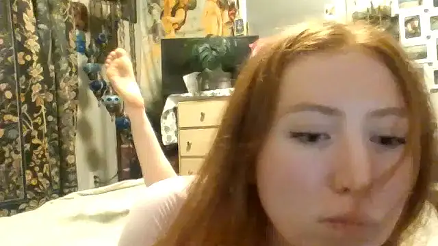 Snapshot of RedGingerSnapz chatting on 08-05-26, 01:30 RedGingerSnapz online show from 08-05-26, 01:30