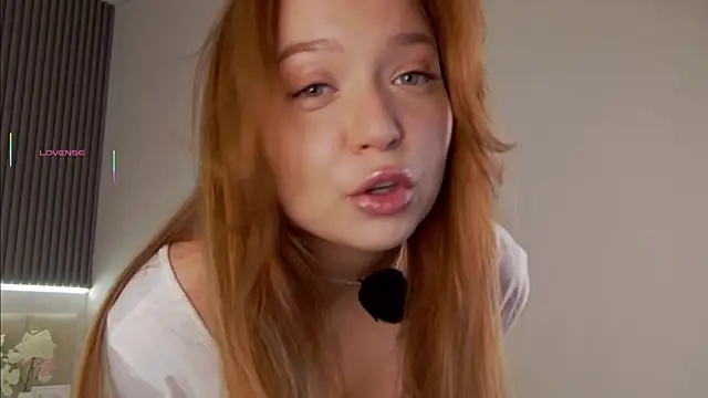 NikaDines online show from 11-27-25, 04:03