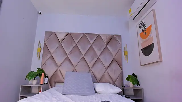 lucianasmith  online show from 03-14-25, 03:14