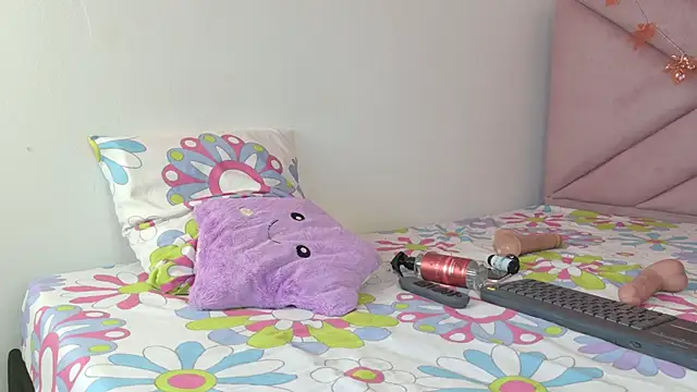 eva sin18 online show from 11-27-25, 02:13