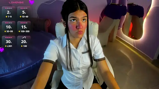 auroracute02 online show from 09-27-25, 01:38