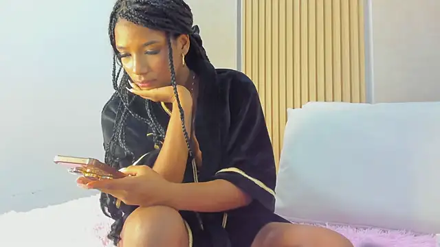 Snapshot of stephany_summer chatting on 10-15-25, 04:12 stephany summer online show from 10-15-25, 04:12