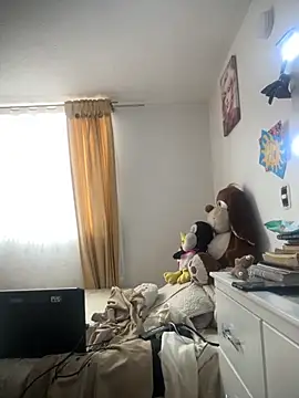 VictoriaGerard Pink online show from 10-18-25, 07:03