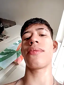 dareck 18 online show from 02-11-26, 08:25