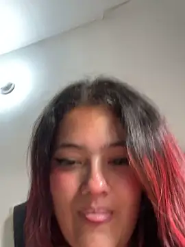 VanessaScott  online show from 10-16-25, 08:32