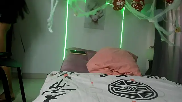 sweet cinamon online show from 11-02-25, 01:35