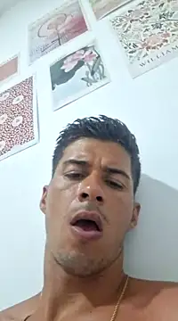 Snapshot of piterr_hot chatting on 03-16-25, 07:15 piterr hot online show from 03-16-25, 07:15