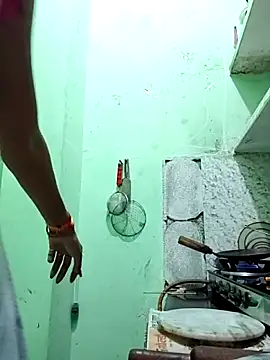 Hotty-Nidhi online show from 09-09-25, 03:55