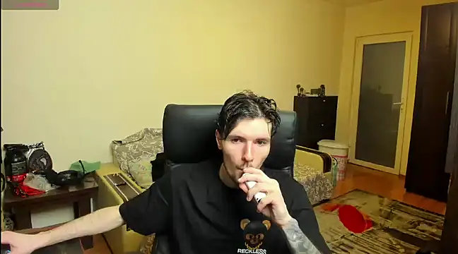 JustinPorno online show from 03-12-25, 11:54