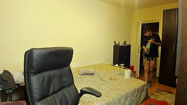 JustinPorno online show from 09-10-25, 03:01