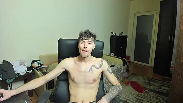 JustinPorno online show from 09-13-25, 03:34