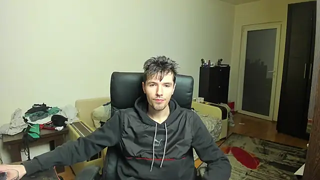 JustinPorno online show from 09-17-25, 04:19