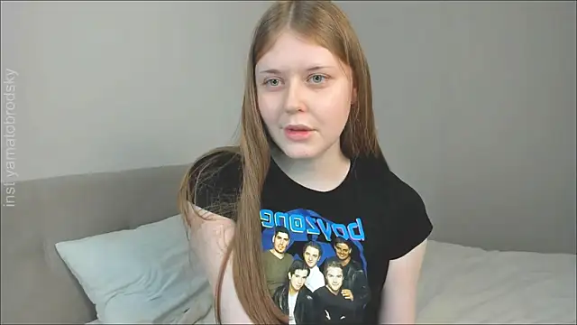Snapshot of YamatoBrodsky chatting on 10-23-25, 05:55 YamatoBrodsky online show from 10-23-25, 05:55