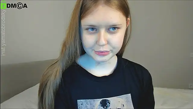 Snapshot of YamatoBrodsky chatting on 11-15-25, 07:32 YamatoBrodsky online show from 11-15-25, 07:32