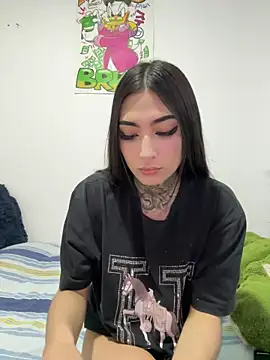 Lilith Thompson online show from 03-17-25, 12:57