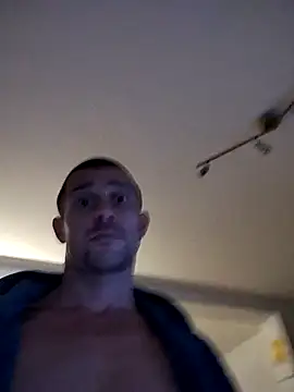 Snapshot of GermanAnonym@xh chatting on 10-24-25, 03:03 GermanAnonymxh online show from 10-24-25, 03:03