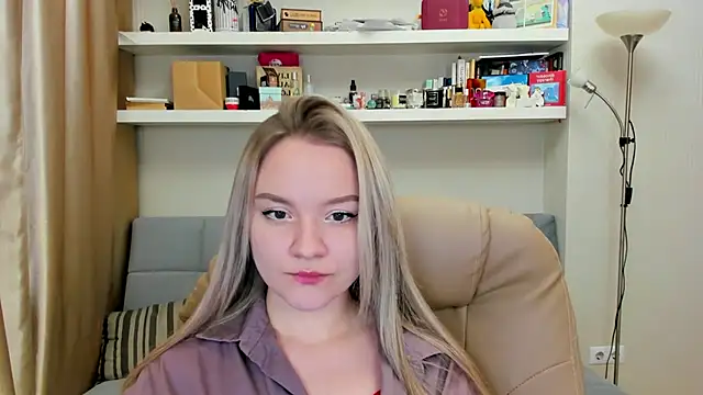 Snapshot of Kara_Smith_ chatting on 12-02-24, 10:23 Kara Smith  online show from 12-02-24, 10:23