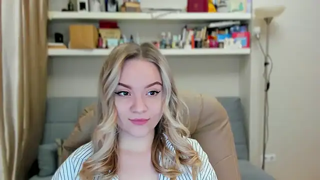 Kara Smith  online show from 11-20-25, 12:55