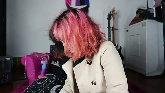 Devil And Princess online show from 09-24-25, 08:34