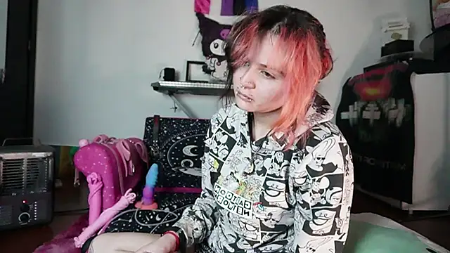 Devil And Princess online show from 10-01-25, 05:24