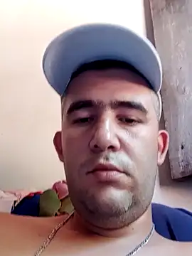 Snapshot of Jefersonj7 chatting on 10-13-25, 01:11 Jefersonj7 online show from 10-13-25, 01:11