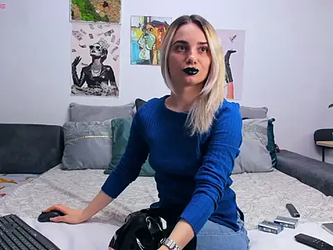 FindomGoddess1 online show from 09-18-25, 07:05