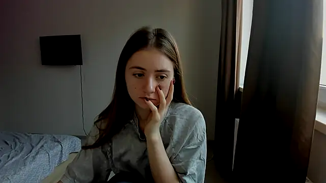 LilyHaart online show from 11-12-25, 05:19