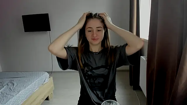 LilyHaart online show from 12-20-25, 07:04