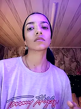 Snapshot of AshleyVega01 chatting on 03-20-25, 02:10 AshleyVega01 online show from 03-20-25, 02:10