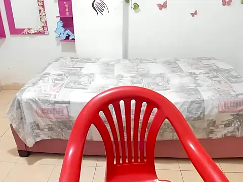 Snapshot of natasha_hot11 chatting on 11-12-25, 06:08 natasha hot11 online show from 11-12-25, 06:08