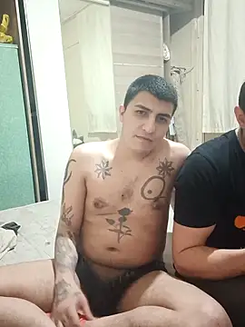 Snapshot of Kadir1320@xh chatting on 03-17-25, 10:06 Kadir1320xh online show from 03-17-25, 10:06