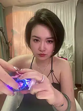 Snapshot of Baby-youyou chatting on 03-16-25, 04:34 Baby-youyou online show from 03-16-25, 04:34