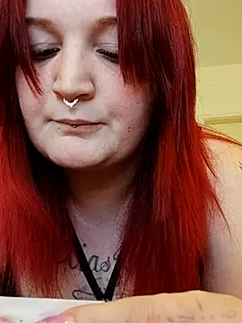 TiffiChantiT2 online show from 03-18-25, 05:52